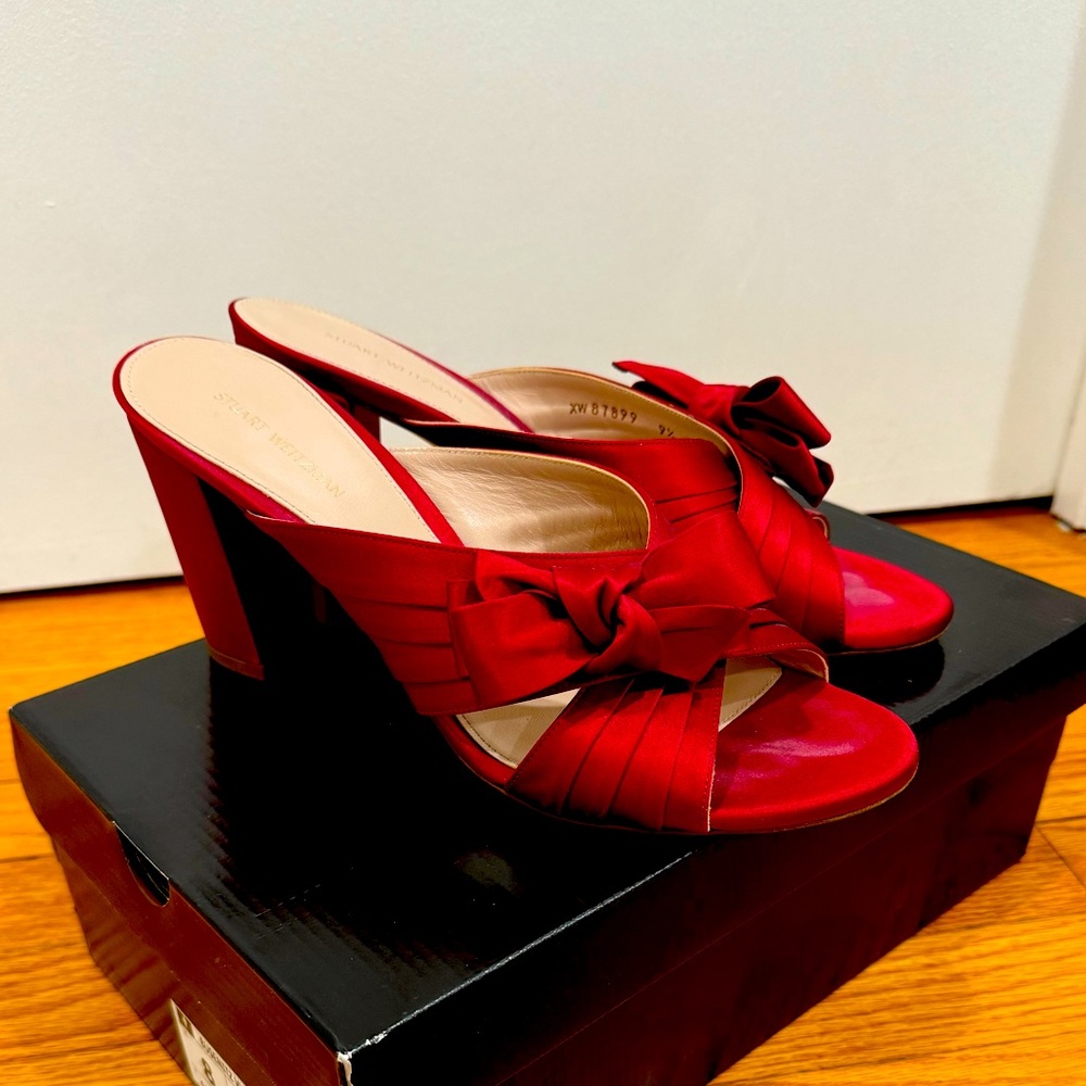 Stuart Weitzman Satin Bow sandals